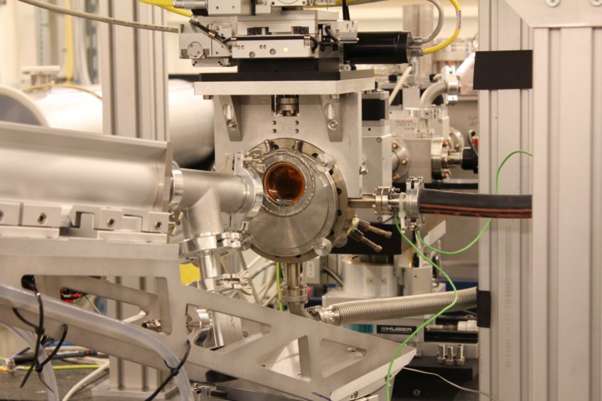 Experimental setup for an aXPCS experiment at the DESY 